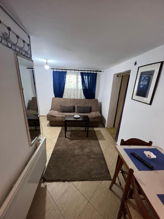 A & A Apartment